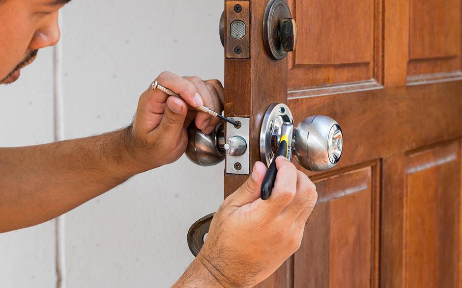changement serrure porte blindée 3 points Magny-les-Hameaux